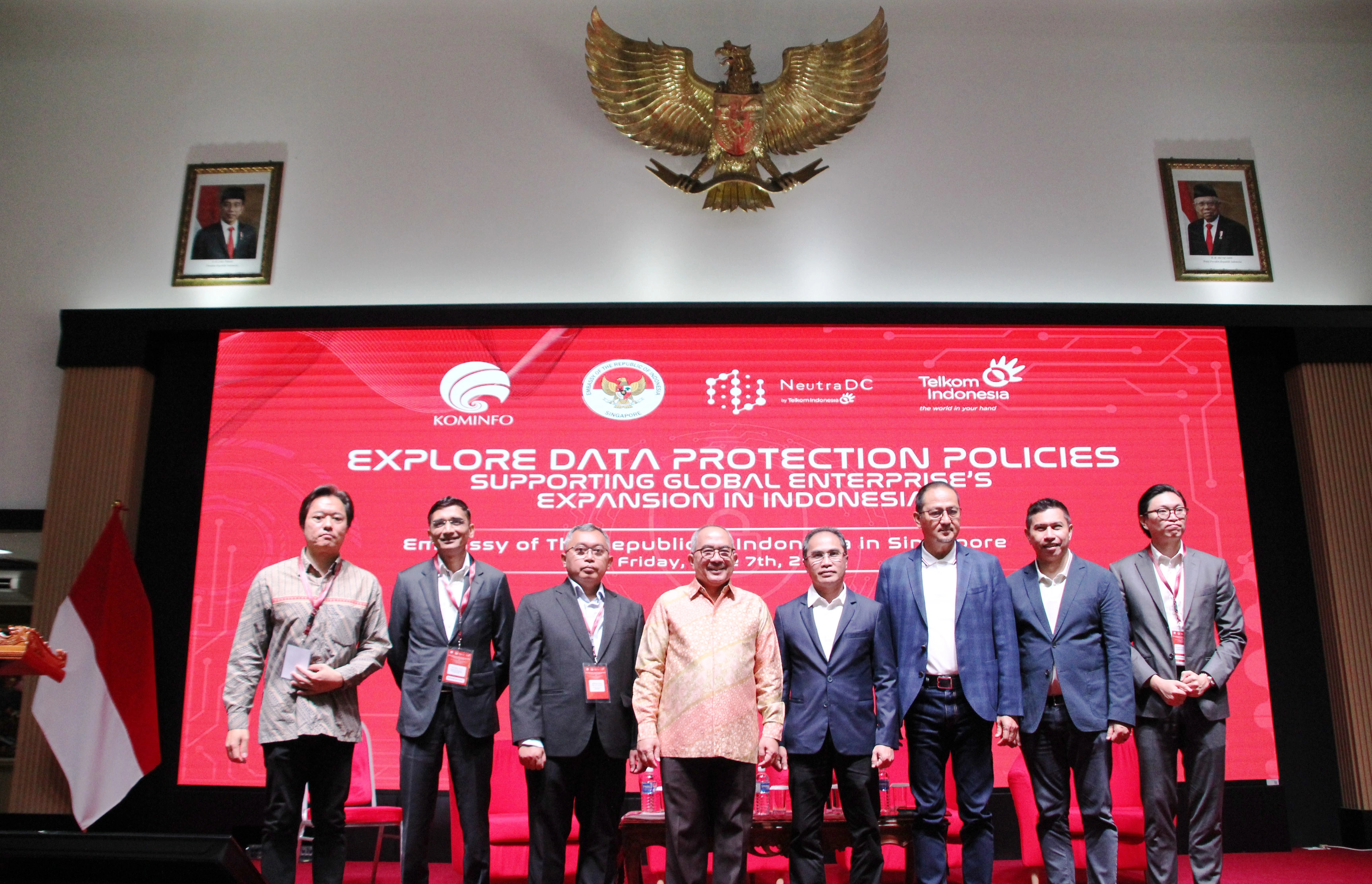 NeutraDC Bekerja Sama dengan KBRI Singapura Gelar